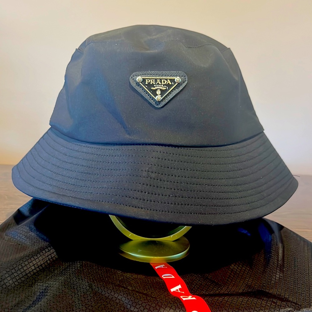 Prada Bucket Hat womens (NEW)